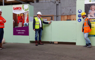 openingshandeling circulaire houtwerkplaats door wethouder